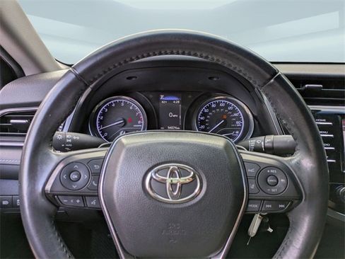 Used 2019 Toyota Camry SE image 28