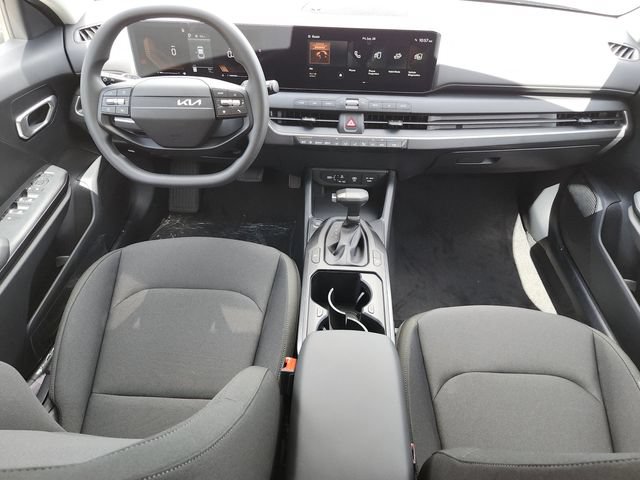 New 2026 Kia K4 FWD image 17