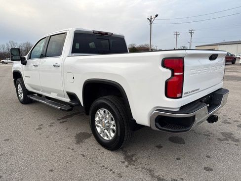 Used 2024 Chevrolet Silverado 3500 LTZ w/ LTZ Convenience Package image 5