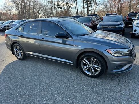 Used 2020 Volkswagen Jetta R-Line image 3