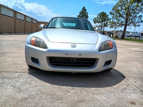 Used 2002 Honda S2000 image 9