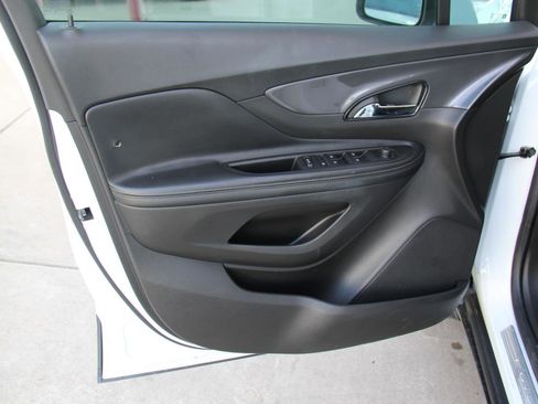 Used 2019 Buick Encore Preferred FWD image 21