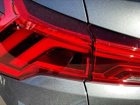 New 2025 Audi Q3 2.0T Premium Plus image 14