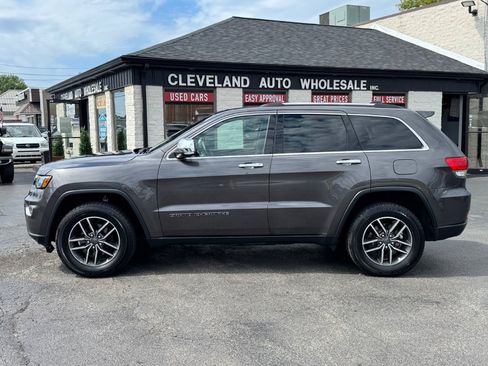 Used 2019 Jeep Grand Cherokee Limited w/ Luxury Group II AWD/4WD image 2
