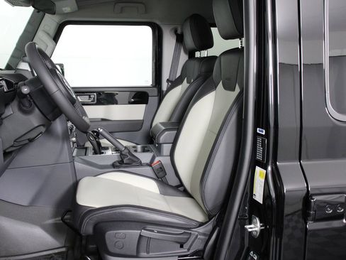 Used 2025 INEOS Grenadier AWD/4WD image 29