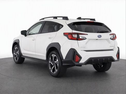 Used 2025 Subaru Crosstrek 2.5i Premium AWD/4WD image 4