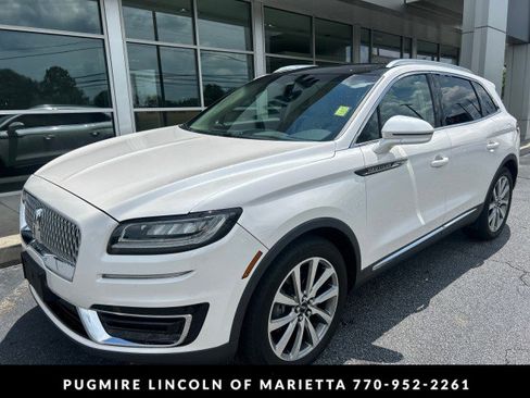 Used 2019 Lincoln Nautilus Select AWD/4WD image 2