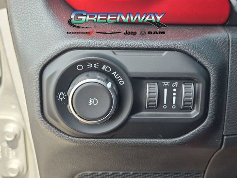 Used 2021 Jeep Wrangler Unlimited Rubicon AWD/4WD image 20