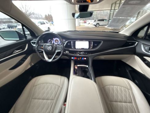 Certified 2024 Buick Enclave Avenir w/ Avenir Technology Package image 21