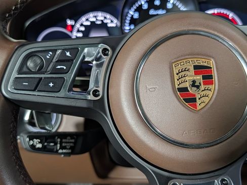 Used 2020 Porsche Cayenne Turbo AWD/4WD image 37