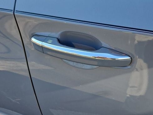 Used 2021 Honda Accord Touring image 23