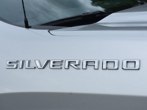 Used 2020 Chevrolet Silverado 1500 LTZ w/ LTZ Premium Package AWD/4WD image 12