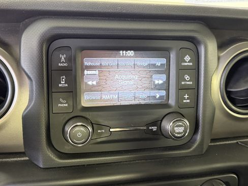 Used 2018 Jeep Wrangler Sport AWD/4WD image 20
