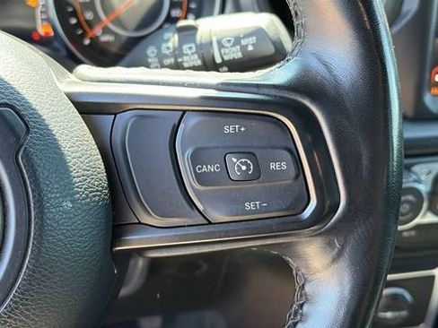 Used 2022 Jeep Wrangler Unlimited Sport w/ Sun And Sound Package AWD/4WD image 12
