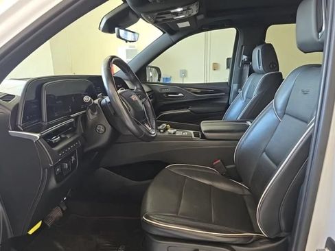 Used 2024 Cadillac Escalade ESV Sport w/ LPO, ONYX Package AWD/4WD image 50