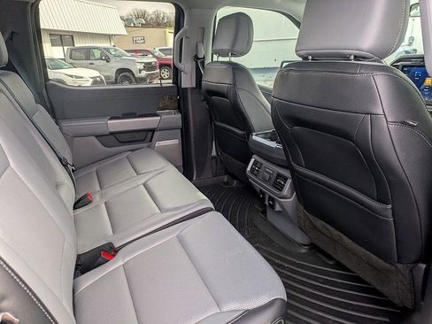 Used 2021 Ford F150 Lariat w/ Equipment Group 502A High image 25