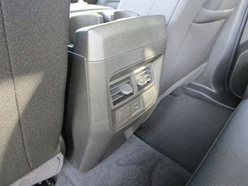 New 2026 GMC Canyon Elevation AWD/4WD image 18