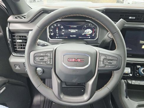 New 2026 GMC Sierra 2500 AT4 w/ AT4 Premium Plus Package AWD/4WD image 28