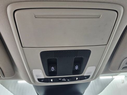 Certified 2024 Honda Pilot Elite image 16