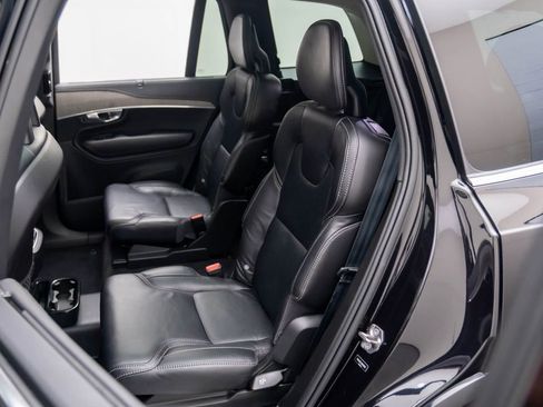 Used 2022 Volvo XC90 T6 Inscription w/ Advanced Package image 16