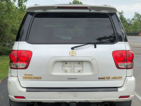 Used 2007 Toyota Sequoia Limited AWD/4WD image 6