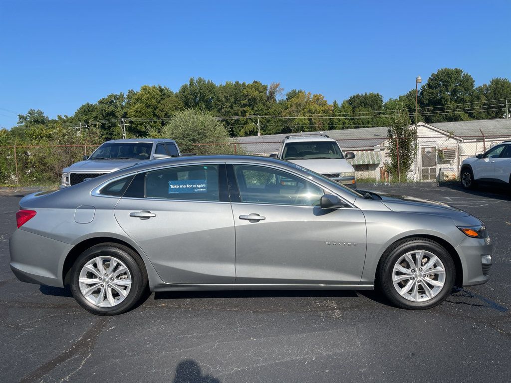 Certified 2025 Chevrolet Malibu LT FWD image 2