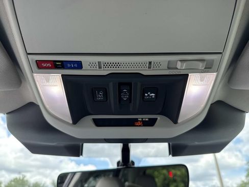 Certified 2024 Subaru Forester Limited w/ Pop Package 2 AWD/4WD image 43