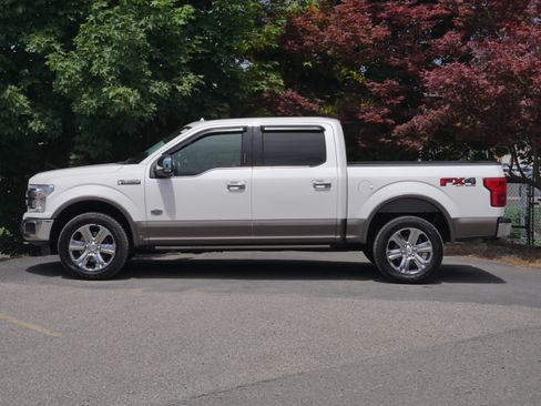 Used 2018 Ford F150 King Ranch w/ Equipment Group 601A Luxury AWD/4WD image 18