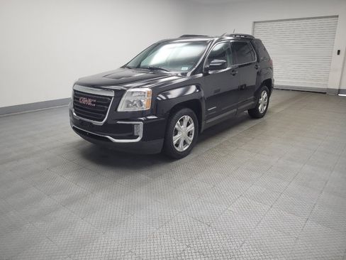 Used 2017 GMC Terrain SLE w/ Driver Alert Package I FWD image 2