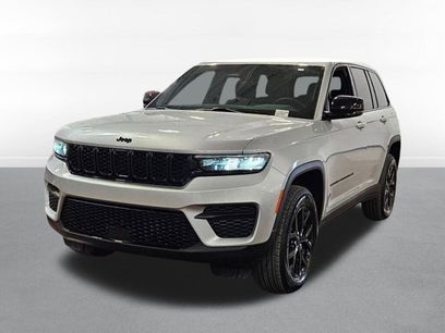 New 2025 Jeep Grand Cherokee Altitude