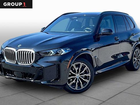 Used 2025 BMW X5 xDrive40i AWD/4WD image 1