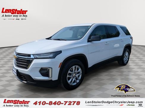 Used 2023 Chevrolet Traverse LS AWD/4WD image 1