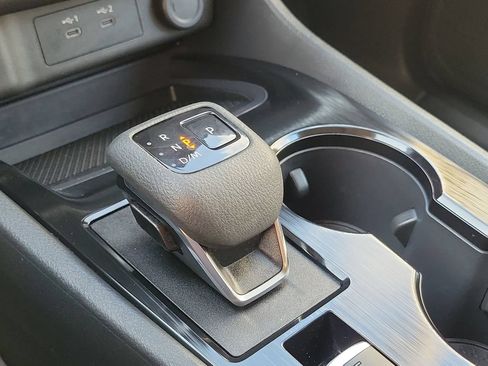 Certified 2025 Nissan Rogue SV FWD image 29