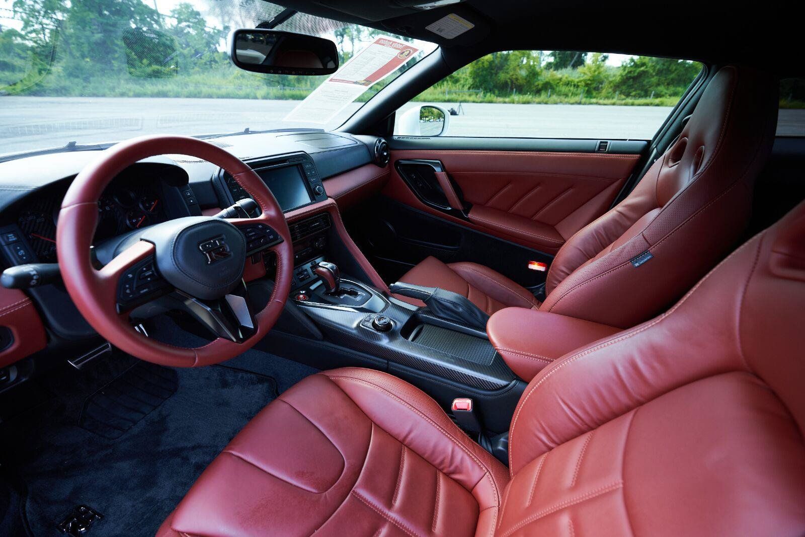 Certified 2024 Nissan GT-R Premium w/ Premium Interior Package AWD/4WD image 49