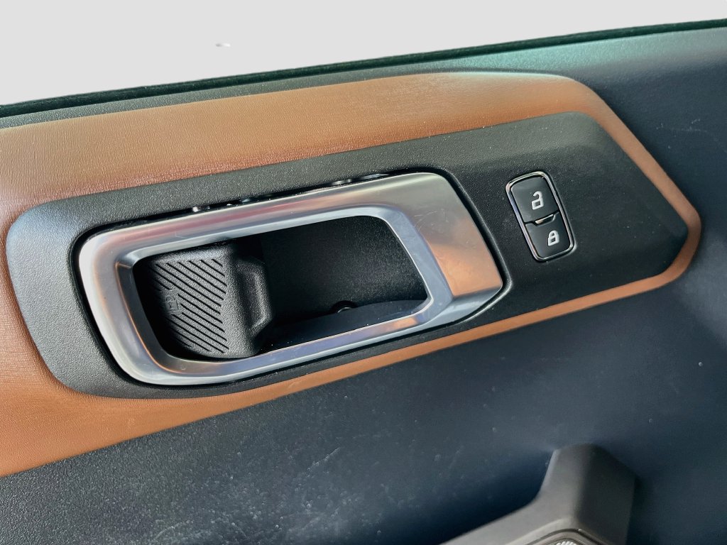 Used 2022 Ford Bronco Outer Banks AWD/4WD image 18