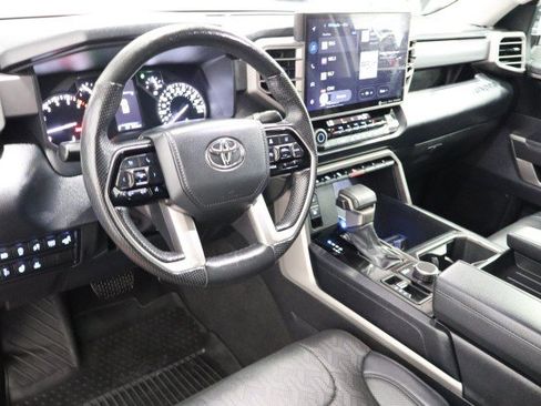 Used 2022 Toyota Tundra SR5 AWD/4WD image 34