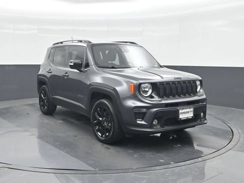 Used 2022 Jeep Renegade Altitude AWD/4WD image 8