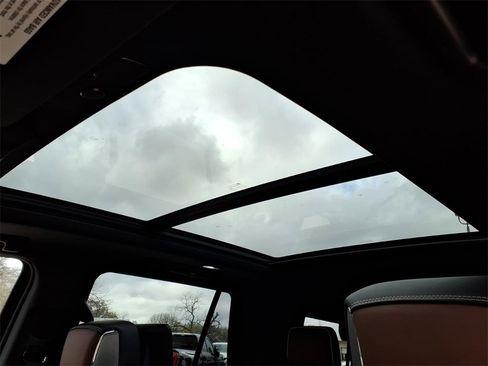 Certified 2023 GMC Yukon Denali Ultimate image 16