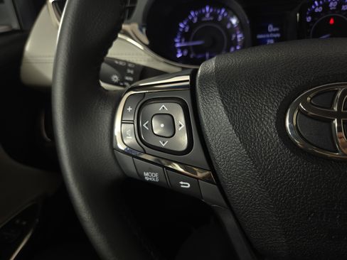 Used 2013 Toyota Avalon XLE FWD image 15