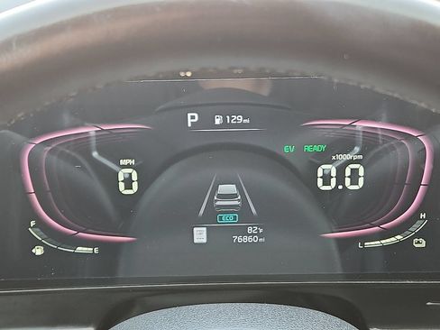 Used 2023 Kia Sportage EX AWD/4WD image 18