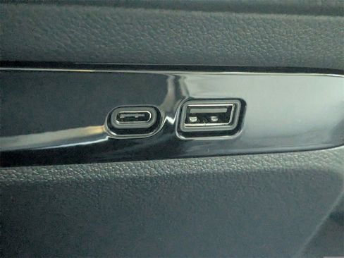 New 2026 Buick Enclave Preferred w/ Power Package image 22