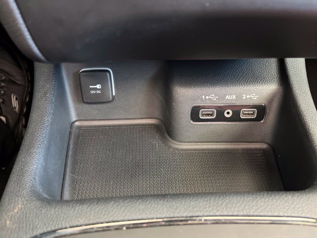 Used 2018 Dodge Durango SRT w/ Technology Group AWD/4WD image 33