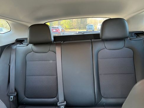 Used 2025 Chevrolet Trax LT w/ LT Convenience Package image 36