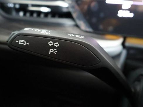 Used 2025 Audi Q5 Premium Plus w/ Premium Plus image 15