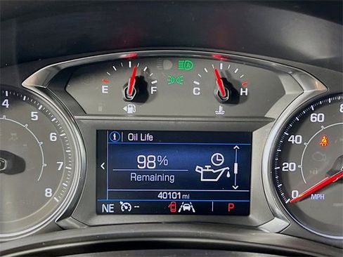 Used 2024 GMC Terrain SLE image 12