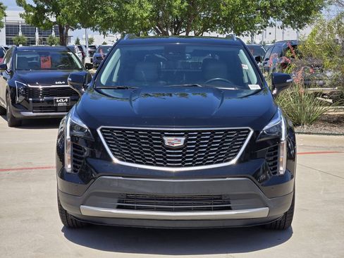 Used 2023 Cadillac XT4 Premium Luxury FWD image 11