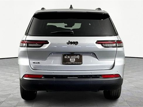 New 2025 Jeep Grand Cherokee L Altitude image 5