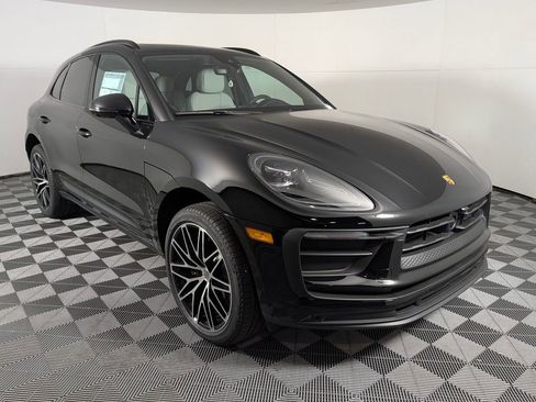 New 2026 Porsche Macan image 9