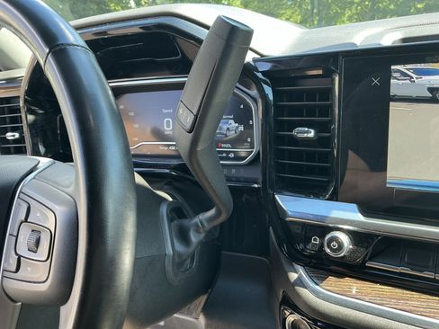 Used 2023 GMC Sierra 1500 Elevation w/ X31 Off-Road Package AWD/4WD image 26