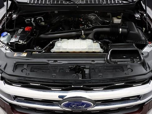 Used 2024 Ford Expedition Limited image 31